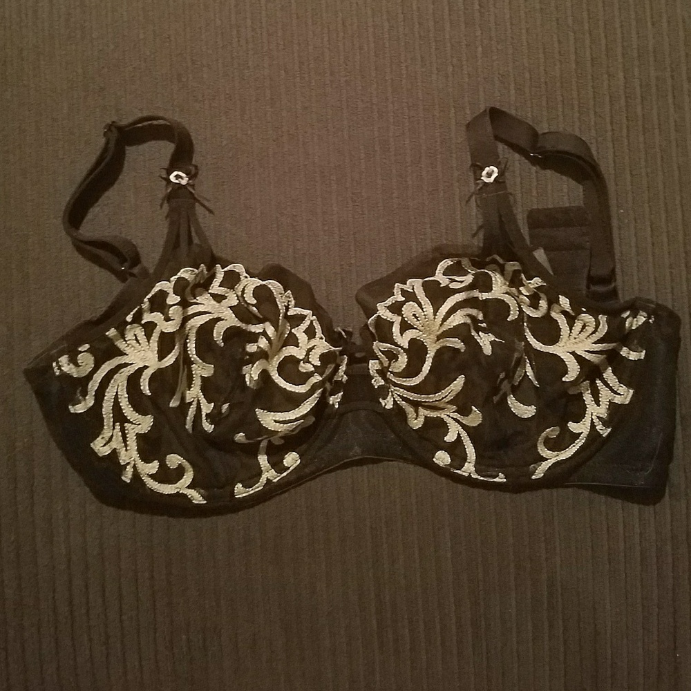 36DD Bra