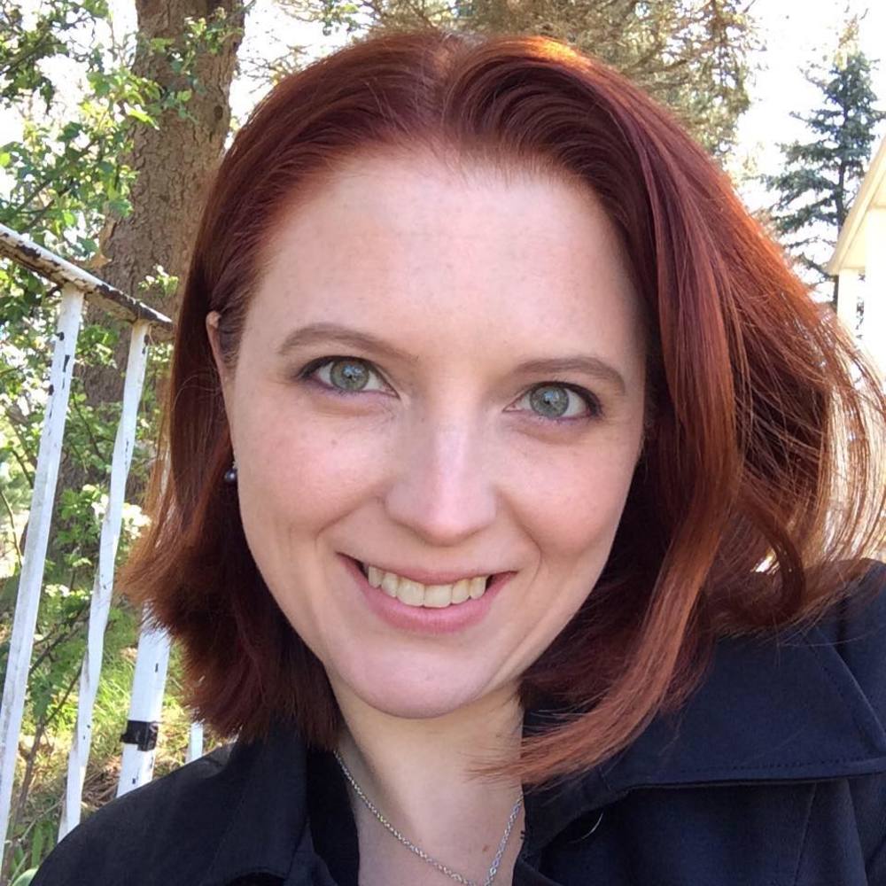 Meet your Posher, Carolyn