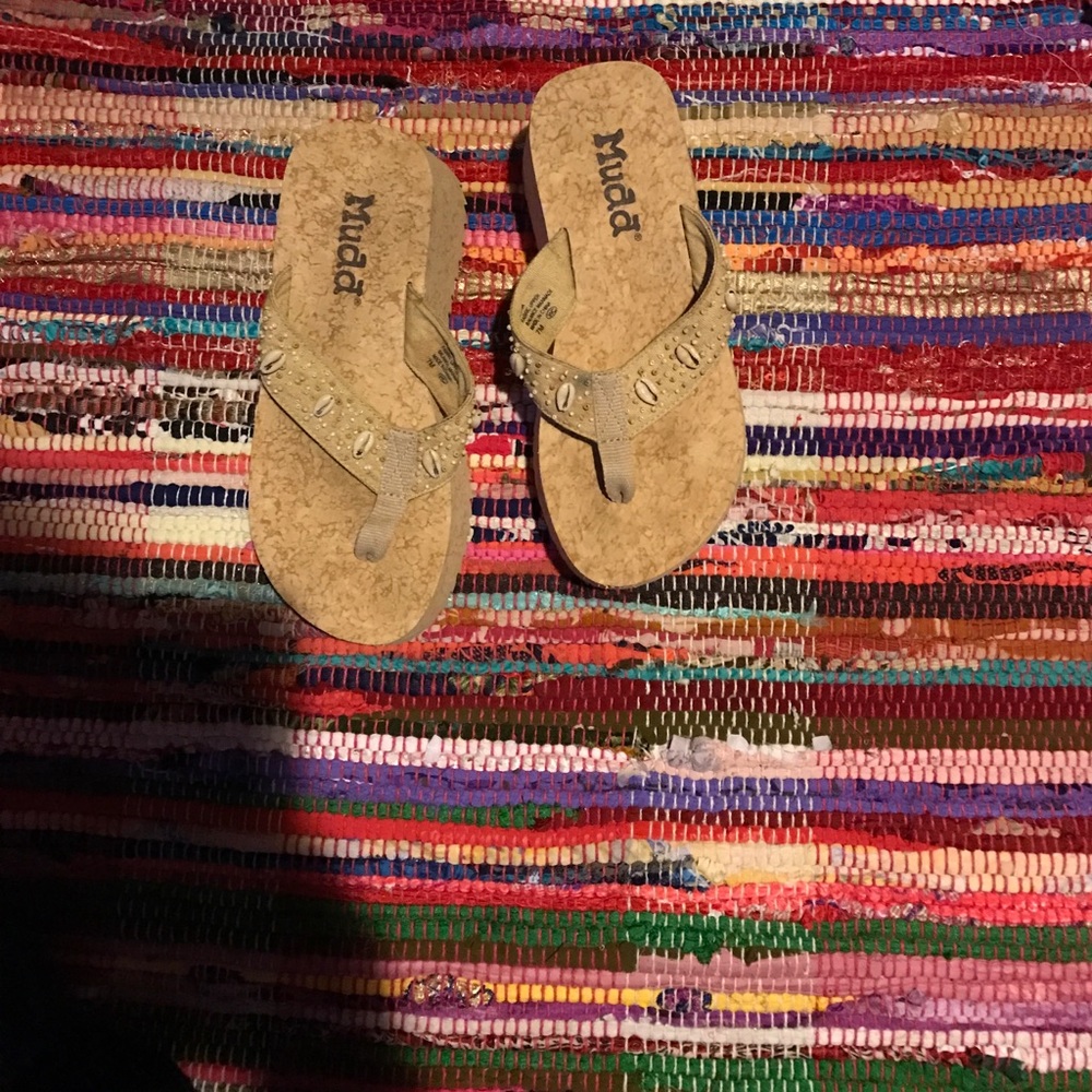 Platform flip flops