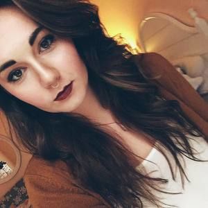 Meet your Posher, Olivia