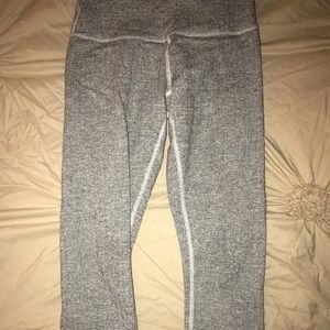 Lululemon Heathered Herringbone Cropped Leggings