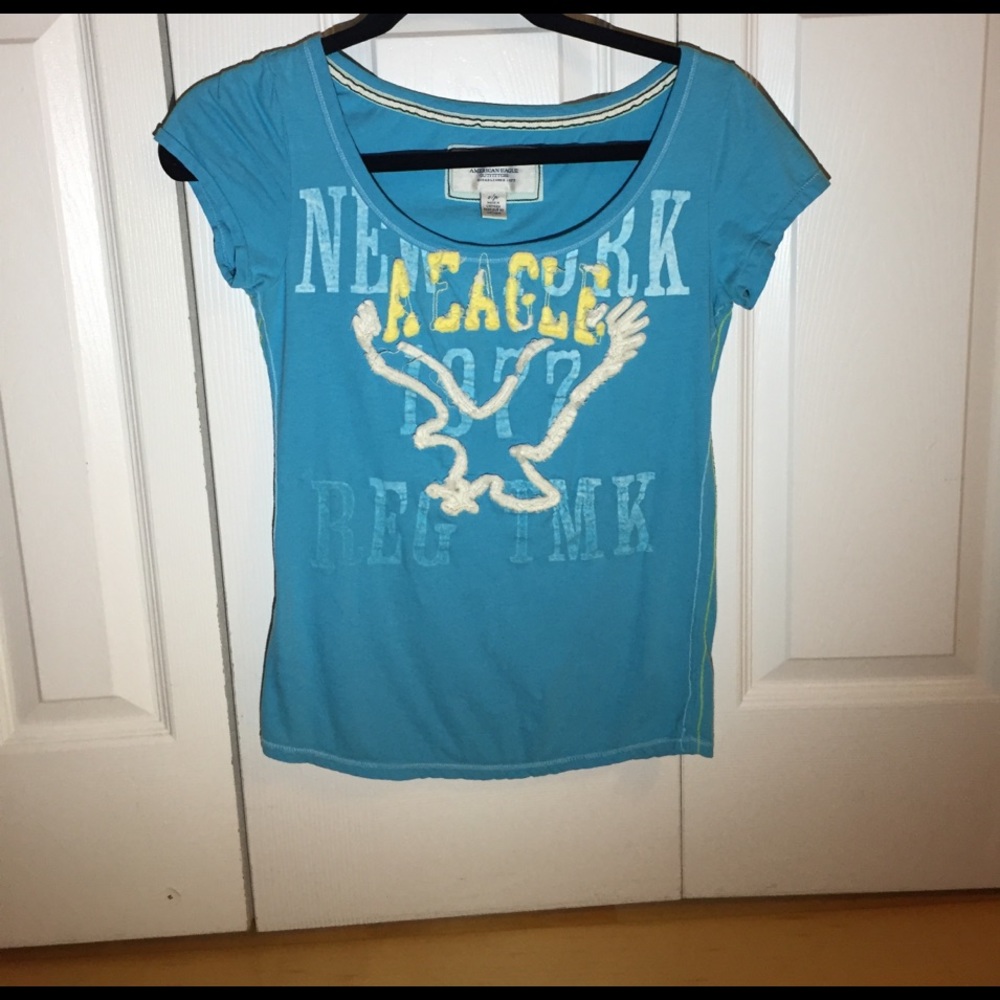 Blue short sleeve shirt