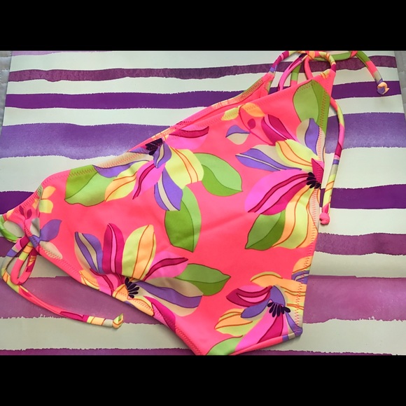 🌺👙NWT Victoria's Secret Swimsuit👌 - Picture 6 of 7