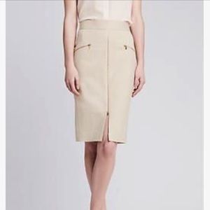Price drop! 💥 Beige Sloan Pencil Skirt Zip-front