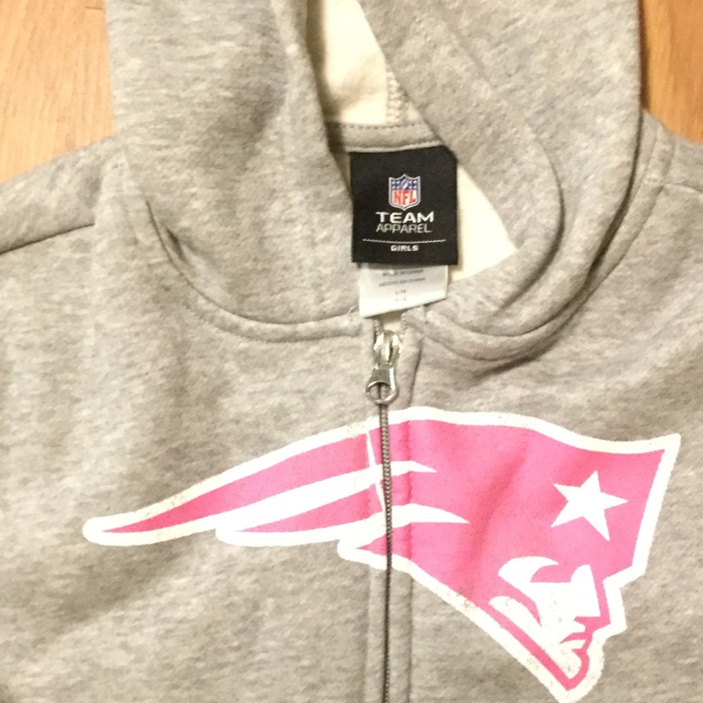 Girls 14 Patriots zip up sweatshirt