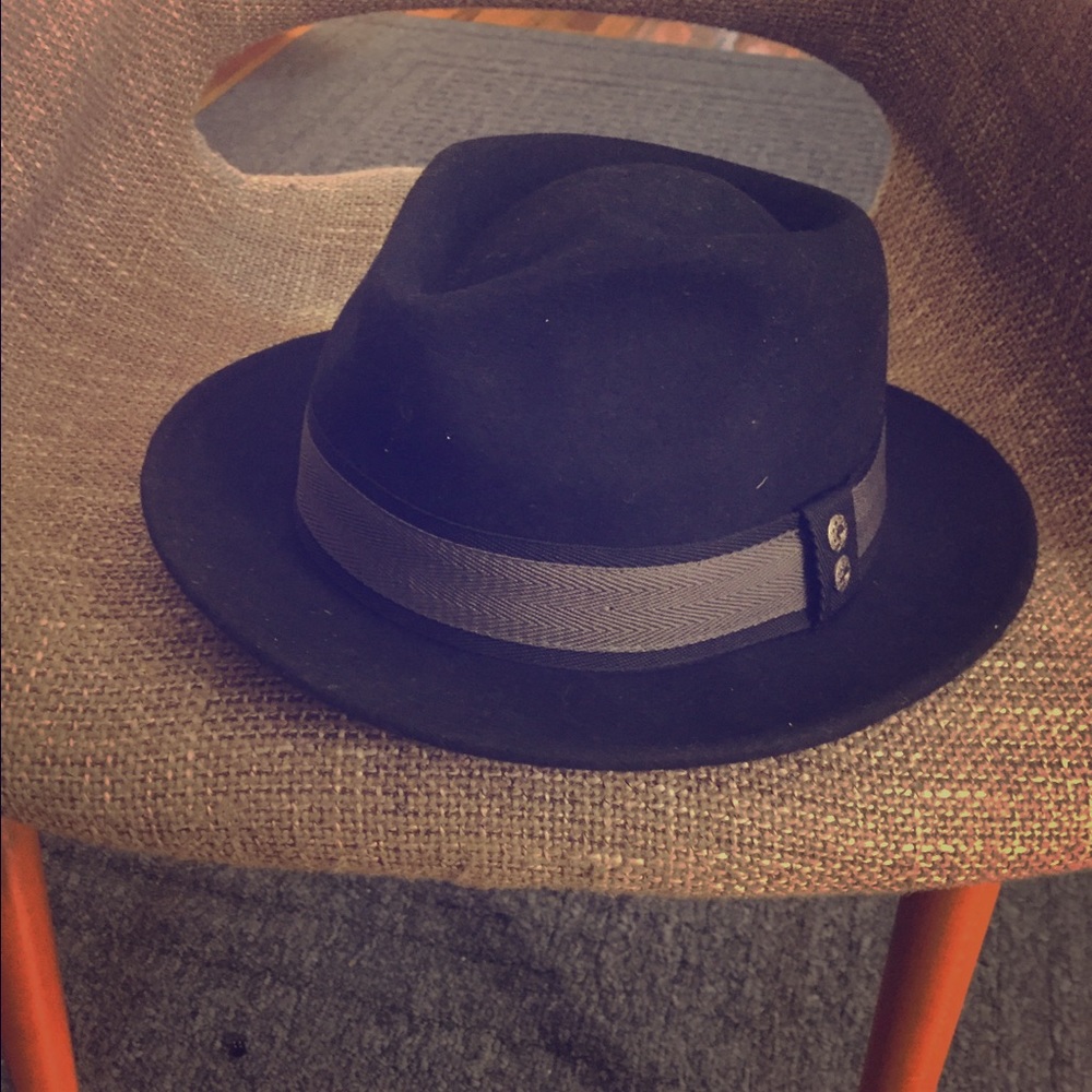 Wool black fedora size xl