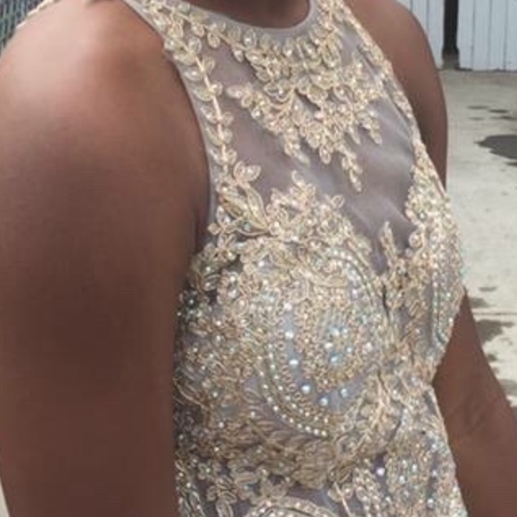 Gold prom dress - Picture 5 of 6