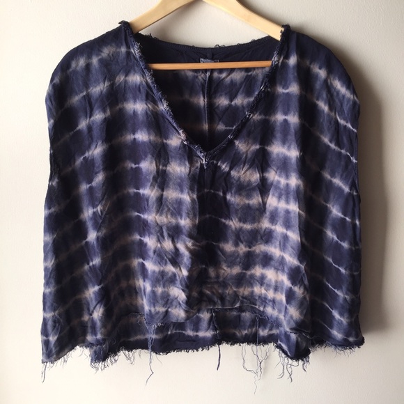 Urban Outfitters Tops - ⬇️$18 Urban Outfitters ecoté Blue Tie Dye Fringe