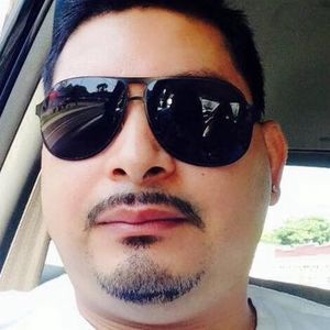 Meet your Posher, Elliott