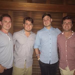 Meet your Posher, Max