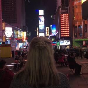 Meet your Posher, Alyssa