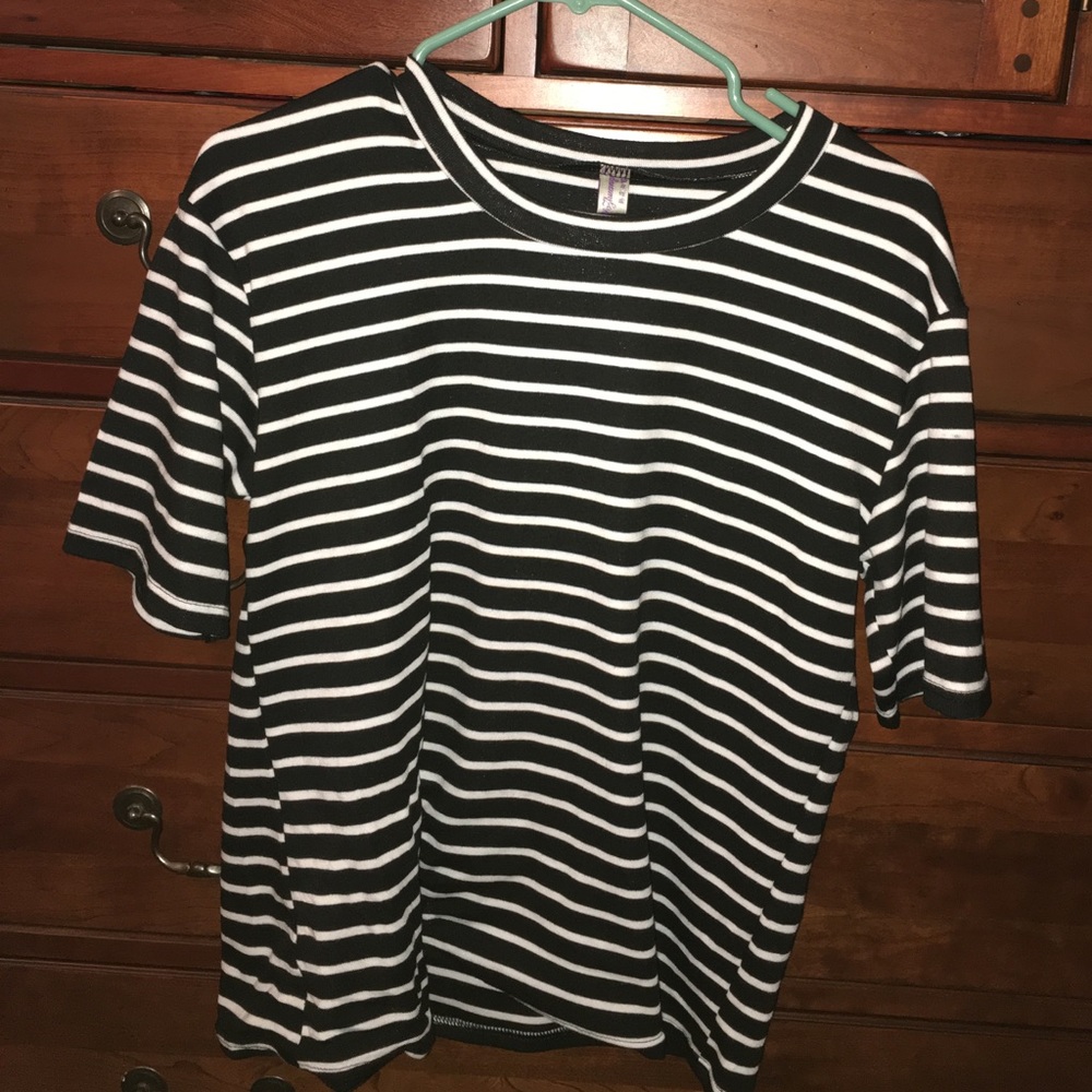 Black and white top!