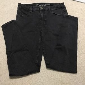 American Eagle Black Jegging. Size 8 short