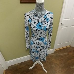 Michael Kors Dress flower dress with strech.