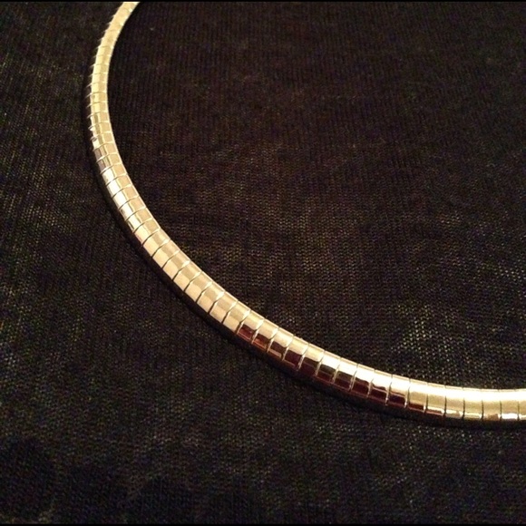 Necklace - Picture 2 of 2