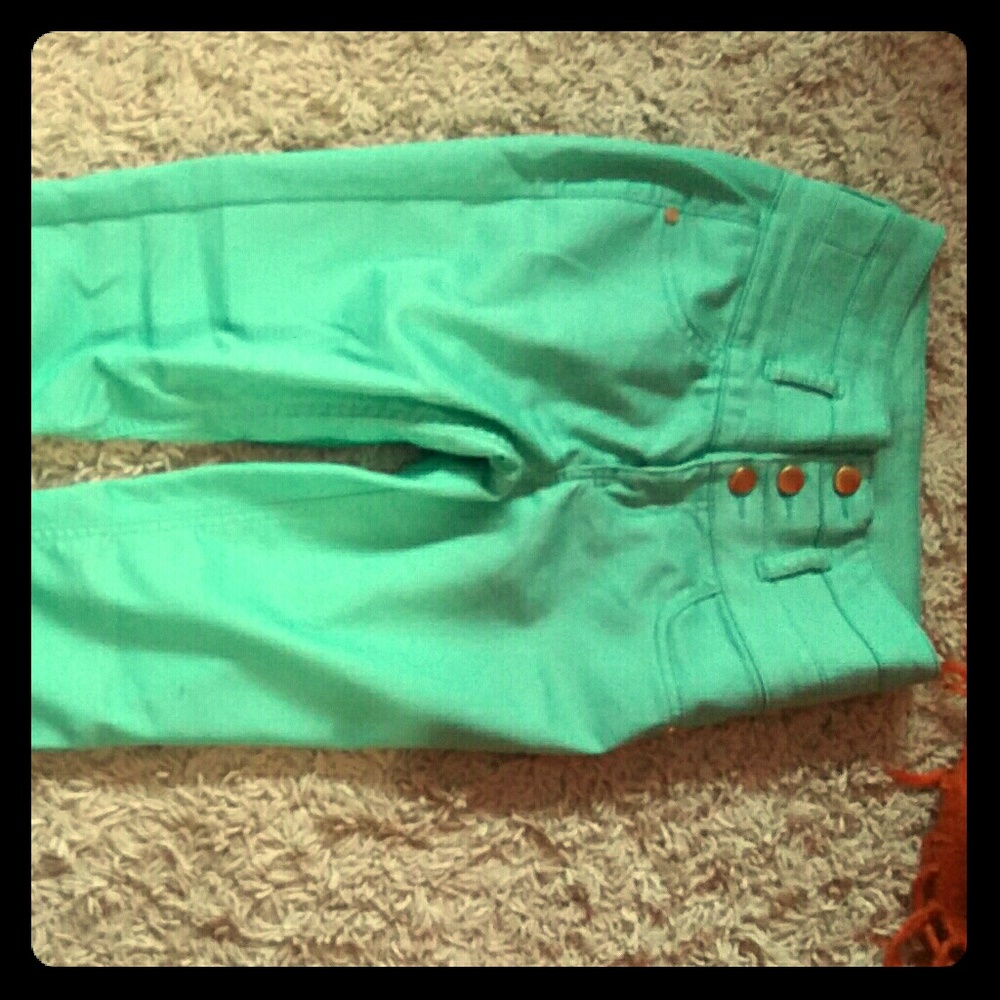 High waisted Mint jeans