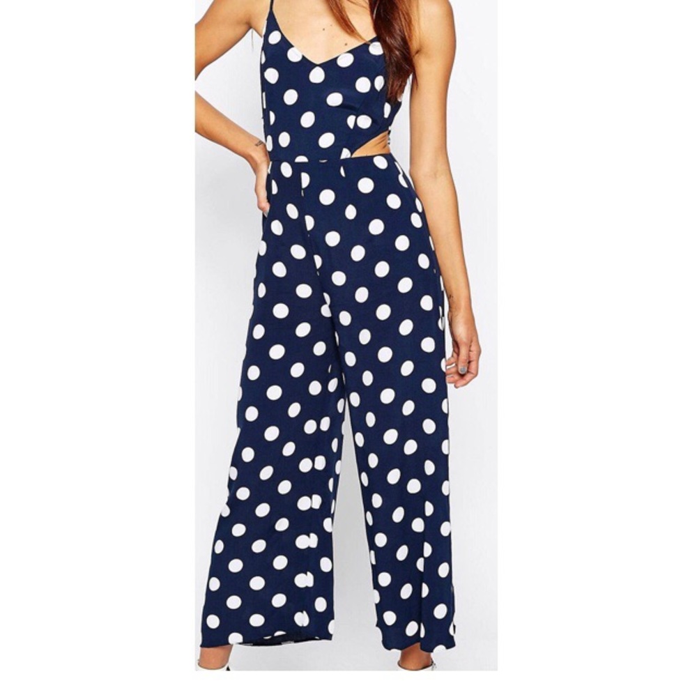 ◾️◼️ASOS Jumpsuit With Cutouts In Polka Dot◼️◾️