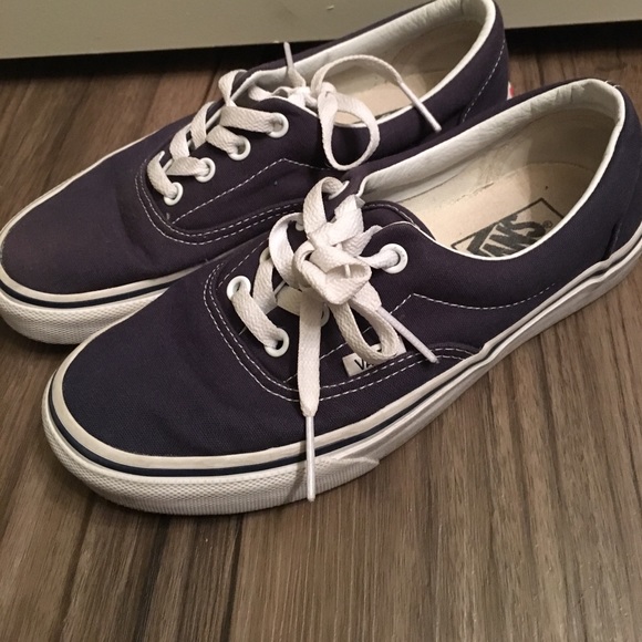 Vans - Picture 2 of 6