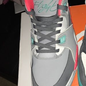 Nike air flight men size 9.