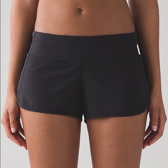 lululemon athletica Pants - Lululemon Speed Short: size 2