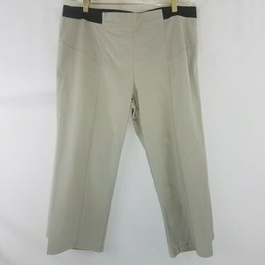 Simply Vera Vera Wang Beige Twill Stretch Capris