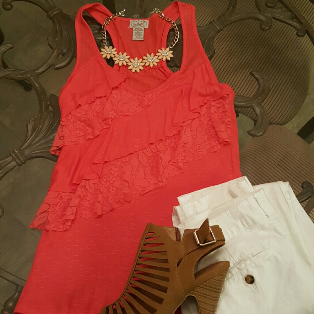 Coral top