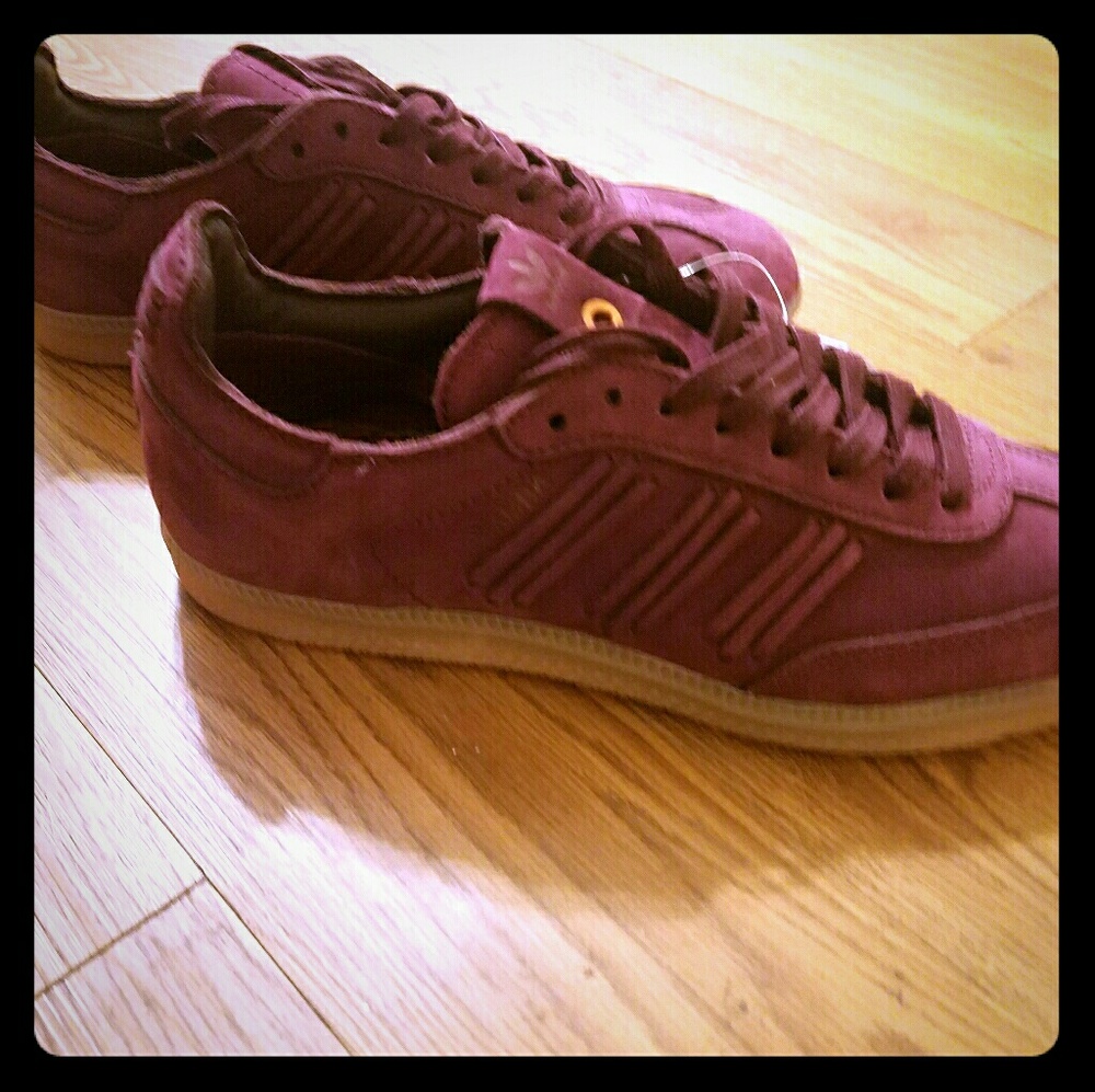 Adidas Sambas 'deep hues' burgundy sneakers 7.5