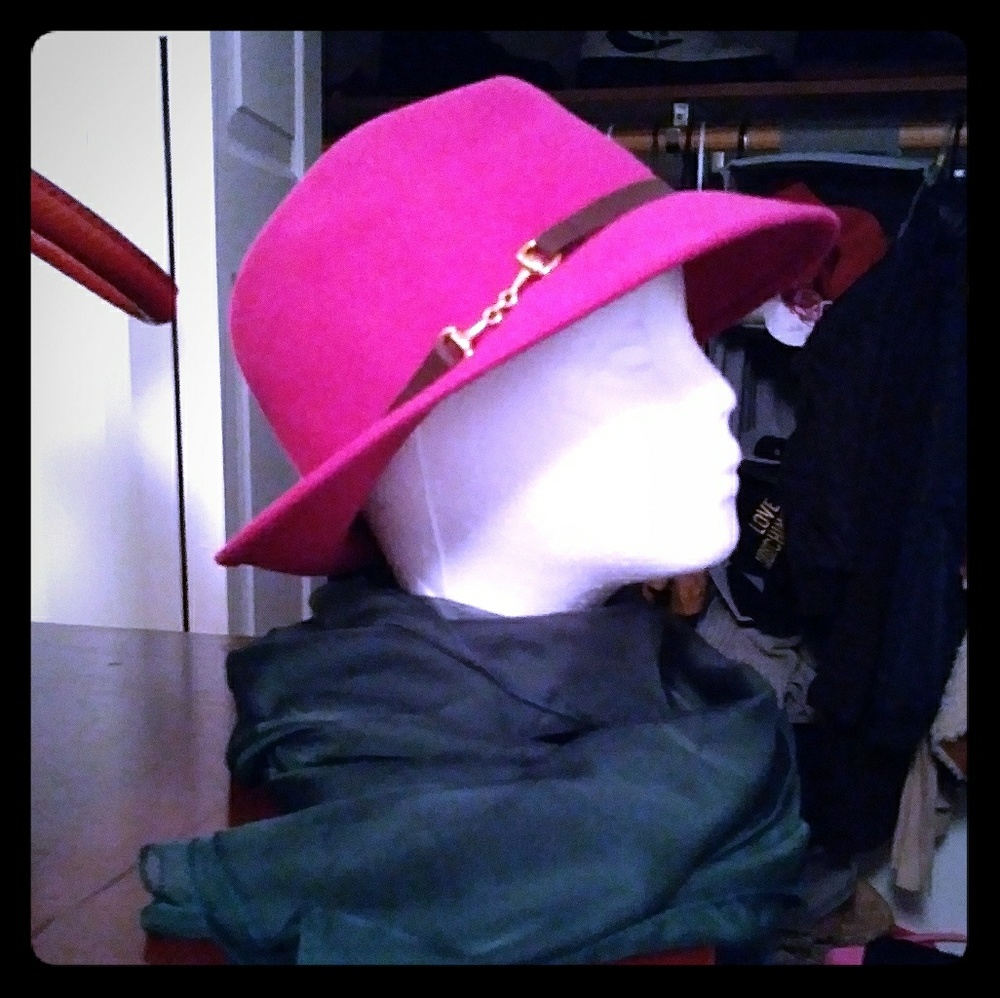 Hot Pink Hat!