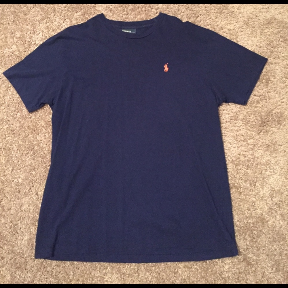 Men's medium Polo t shirt. DARK BLUE.