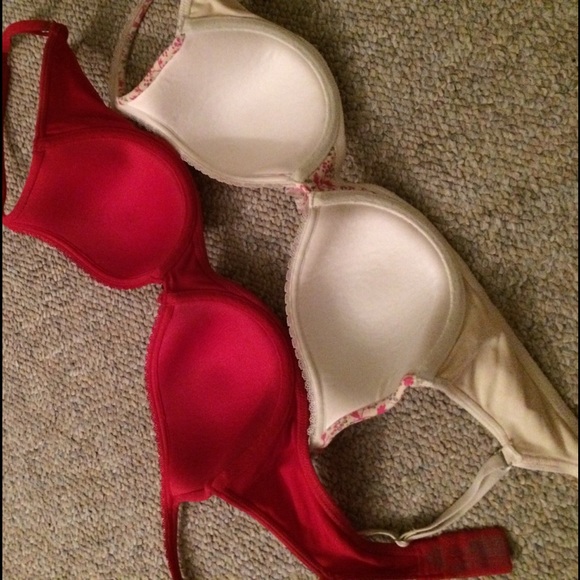 32D Demi Bra - Body By Victoria - Picture 3 of 3
