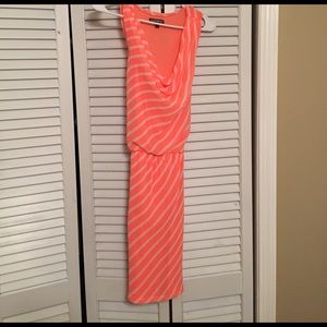 Spring dress in neon and white!