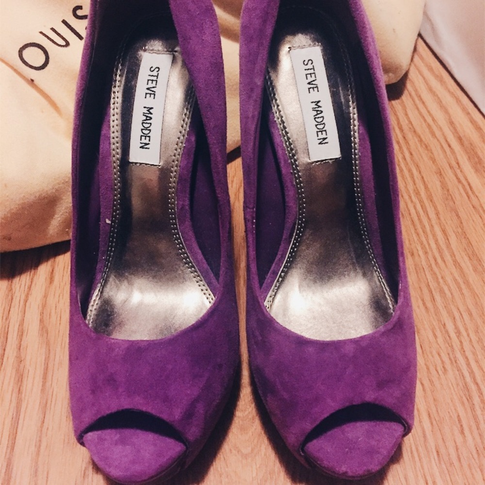 Peep toe high heels magenta