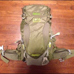 REI 28L Day Pack