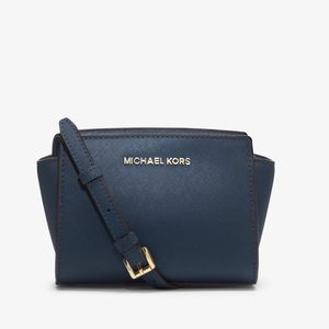 Micheal Kors crossbody