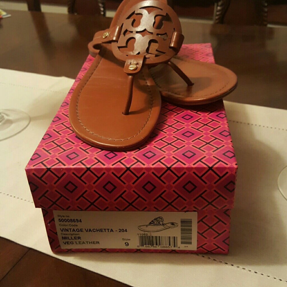 Sandal
