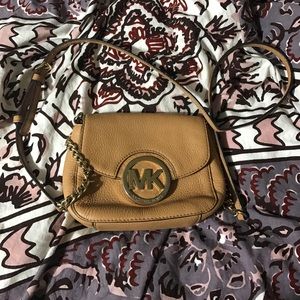 Micheal Kors Tan Satchel