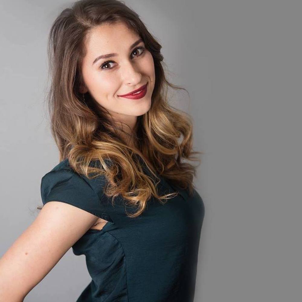 Meet your Posher, Nadia