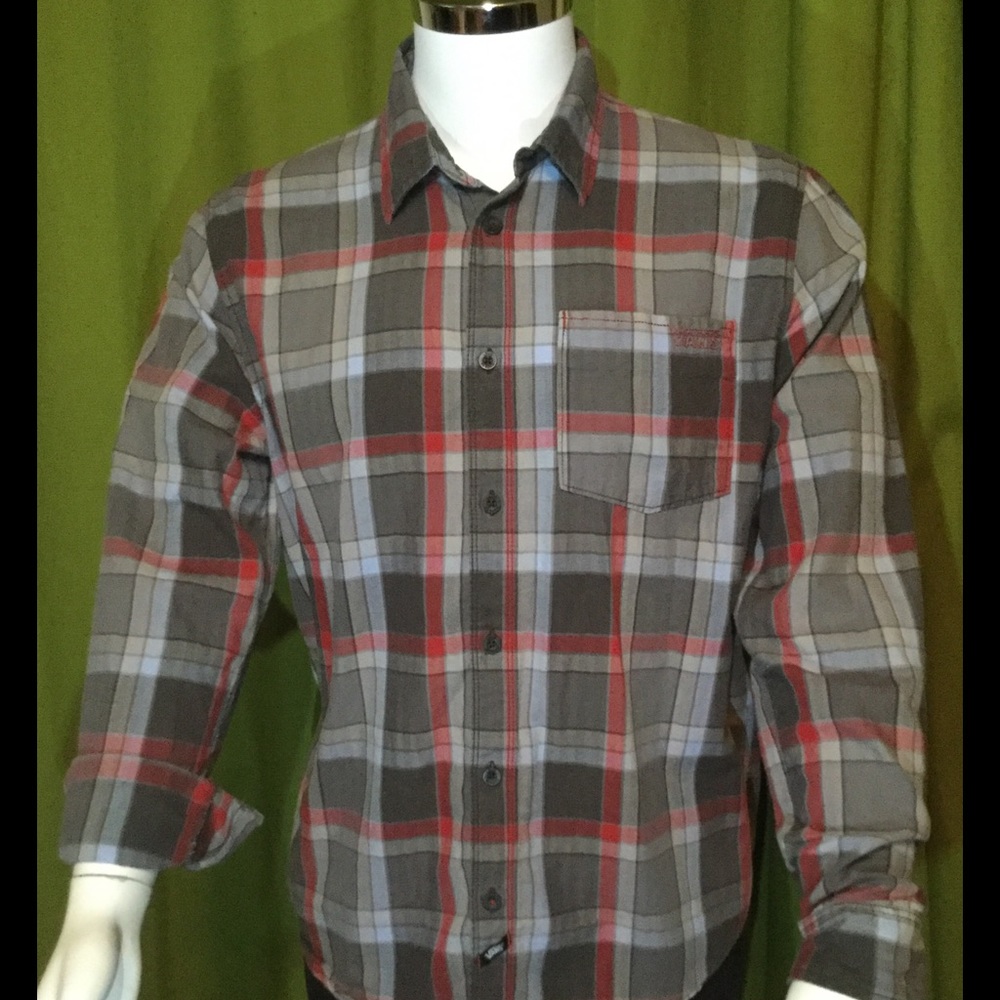 Vans Plaid/Checkered Long Sleeve button down shirt