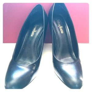 Neumann Marcus women's shoes