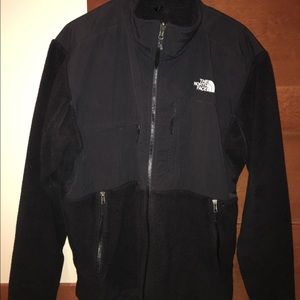 Men's black North Face winter jacket!