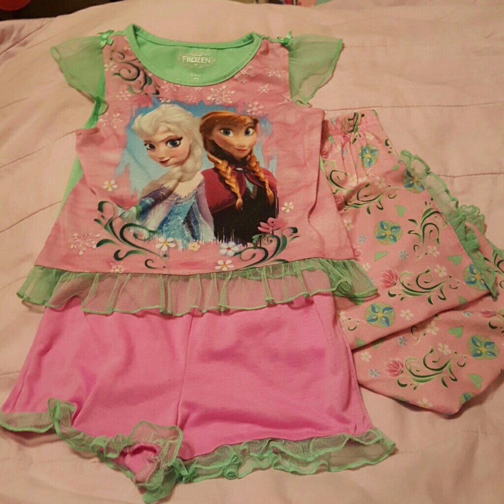 Girls' Frozen Pajama Set