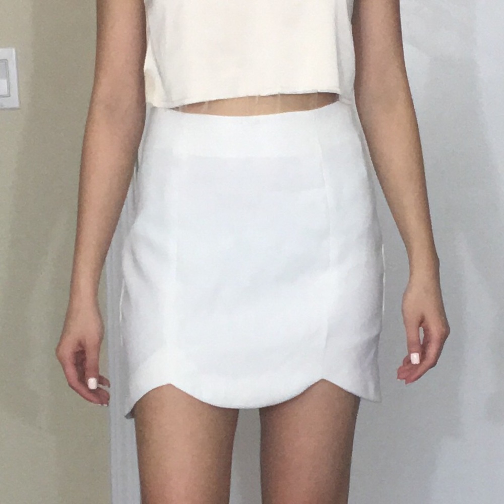 Keepsake the label white scalloped mini skirt