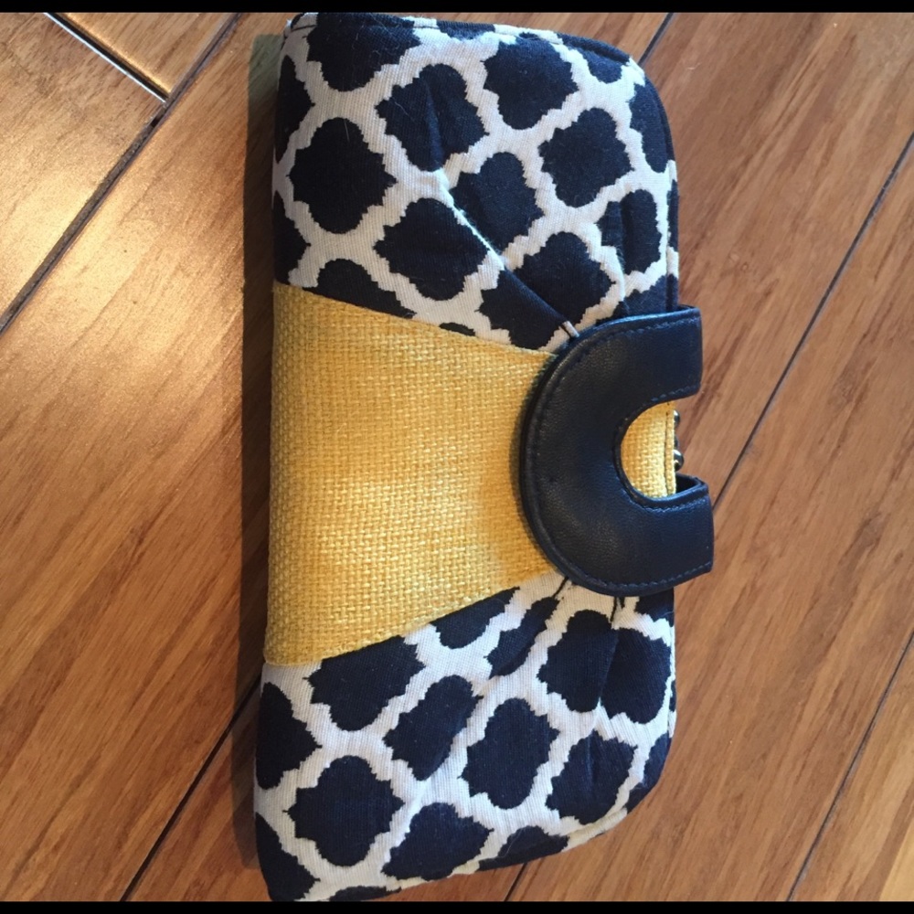 Wallet or clutch. Barely used. Great condition!