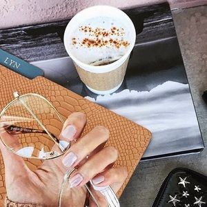 Last 1 Clearly Gorge" Clear Sunglasses  (Gold)