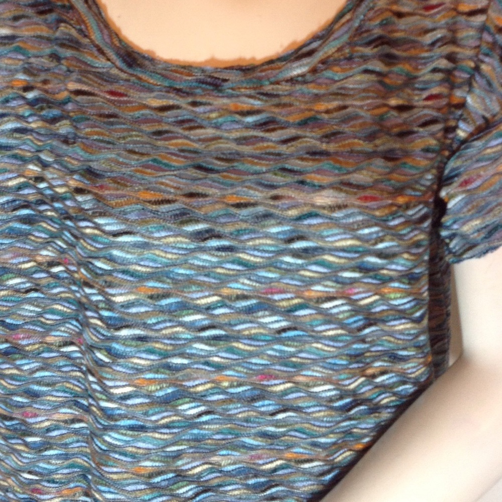 FREE PEOPLE MUTI-COLORED  Crop TOP - Picture 2 of 3