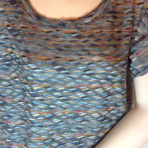 FREE PEOPLE MUTI-COLORED Crop TOP - Picture 2 of 3