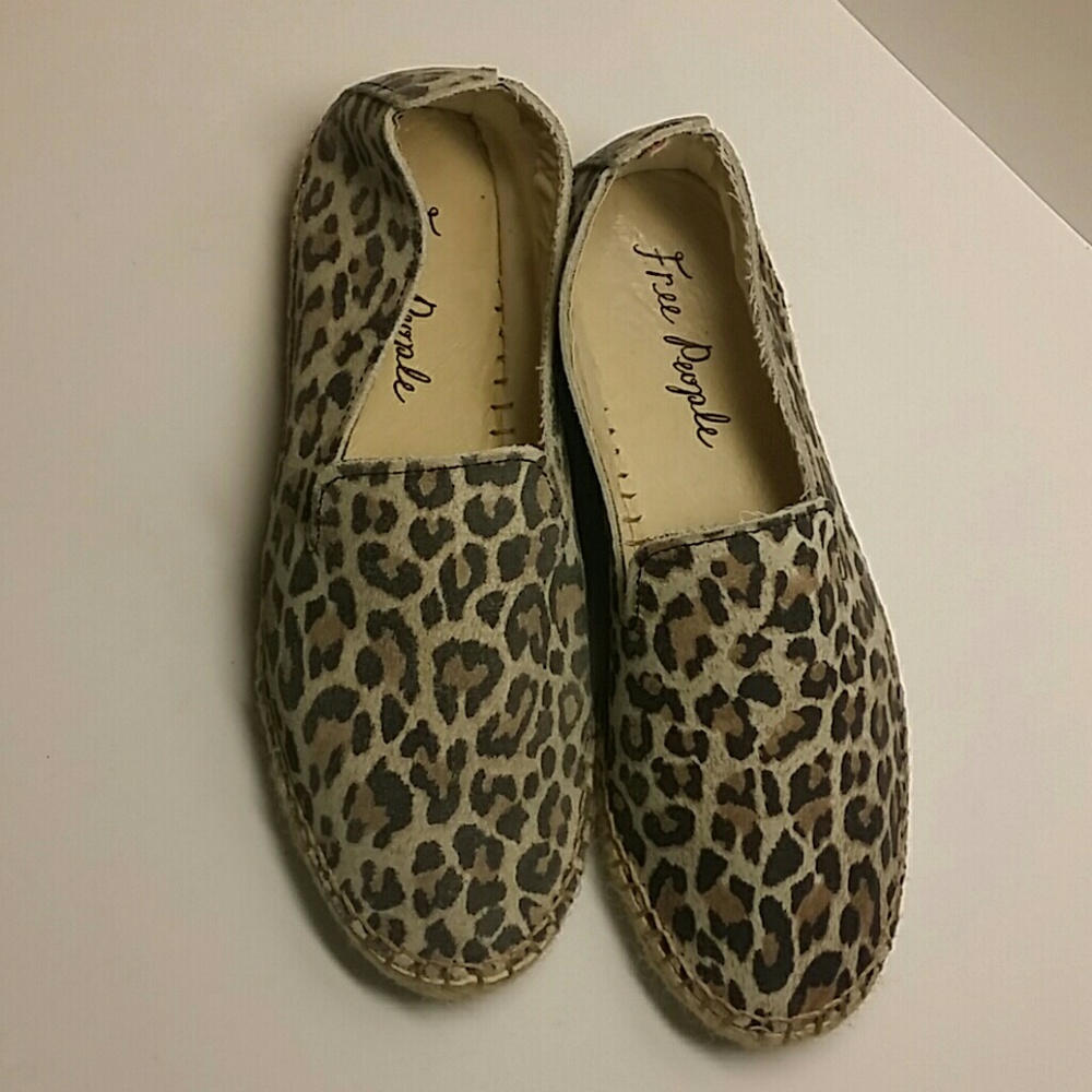 FREE PEOPLE Leopard print Espadrille Slip-ons