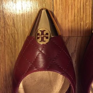 Tory Burch quilted pointy flats size 10- like new