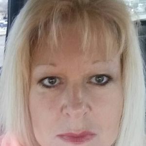 Meet your Posher, Regina