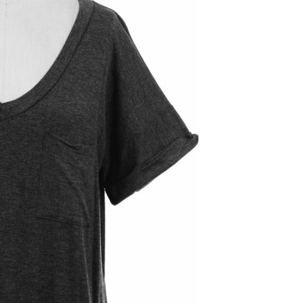 LAST 2 // Charcoal V-Neck Basic